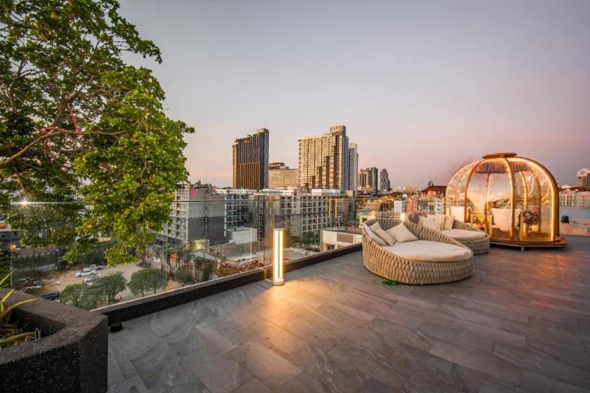 Amethyst Hotel Pattaya -  facade