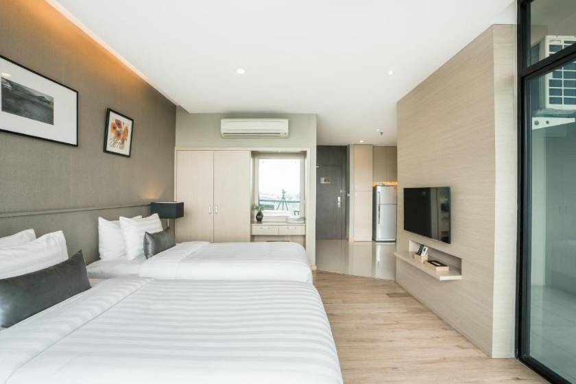 Altera Hotel and Residence - Deluxe Double or Twin Room with City View