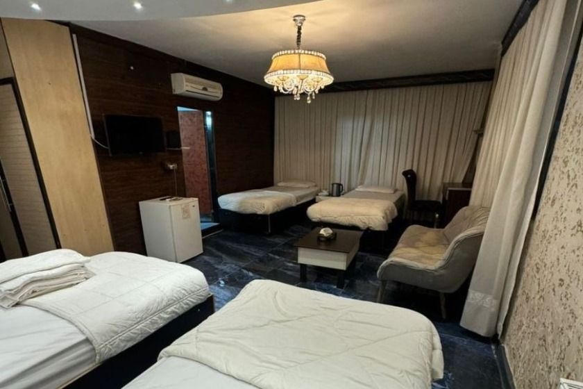 هتل آرین همدان - اتاق چهار تخته