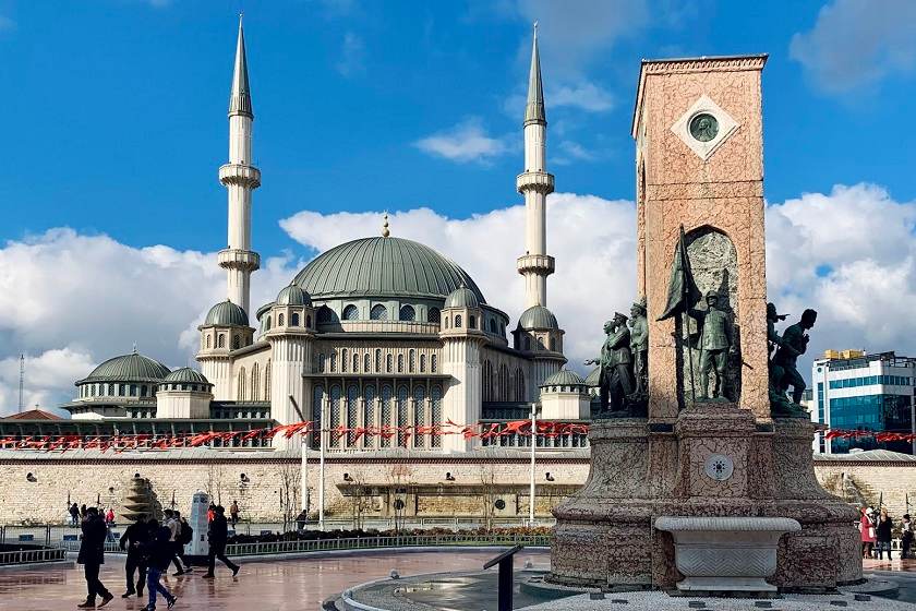 تکسیم استانبول. منبع عکس: گوگل مپ. عکاس: David Tomsic