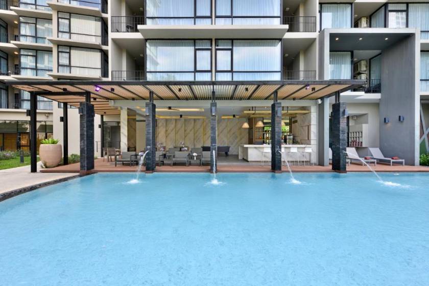 Altera Hotel and Residence - pool