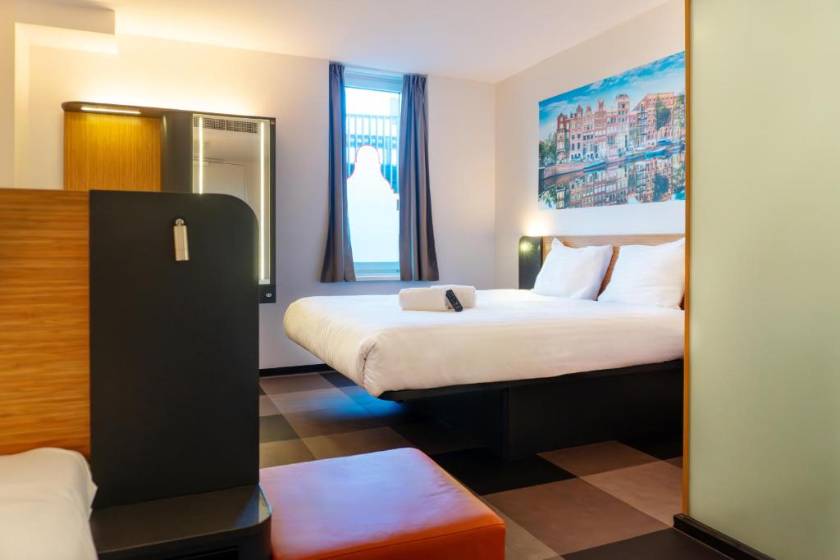 easyHotel Amsterdam Arena Boulevard - Triple Room