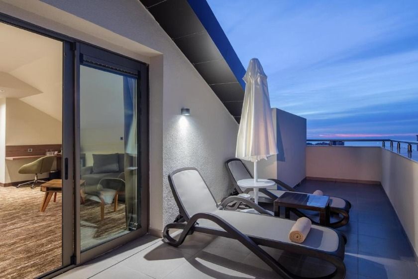 Holiday Inn Antalya - Lara By IHG Antalya - One-Bedroom Queen Suite - Top Floor