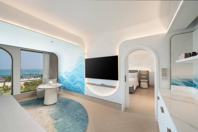 Meliá Pattaya Hotel - The Level Connecting Suite
