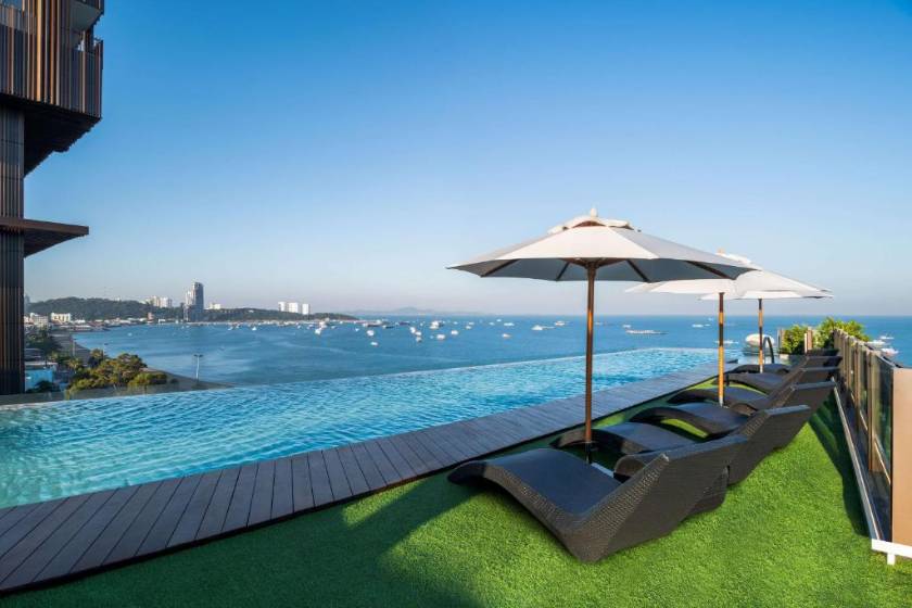 Hilton Pattaya -  pool