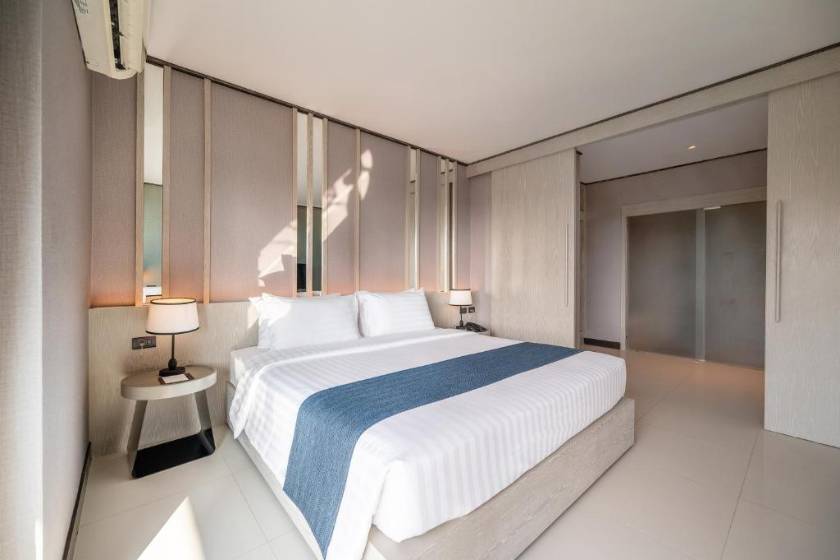 Manhattan Pattaya Hotel - SHA Extra Plus - Family Two-Bedroom Suite