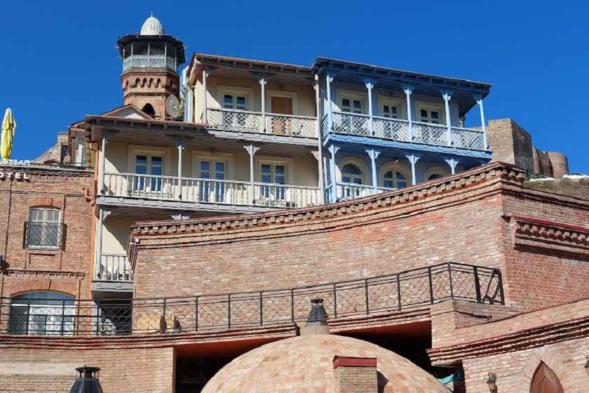 حمامهای سولفور تفلیس (Tbilisi Sulfur Baths)