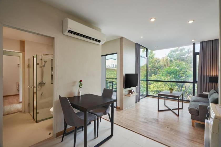 Altera Hotel and Residence - Grand Suite with Double Bed