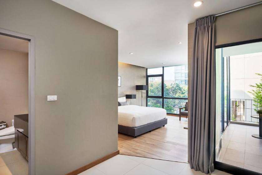 Altera Hotel and Residence - Deluxe Double Room with Pool View