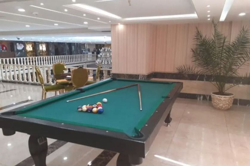 هتل امیران ۲ همدان - بیلیارد