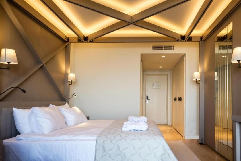 Voyage Sorgun Hotel Antalya -Standard Sea Triple