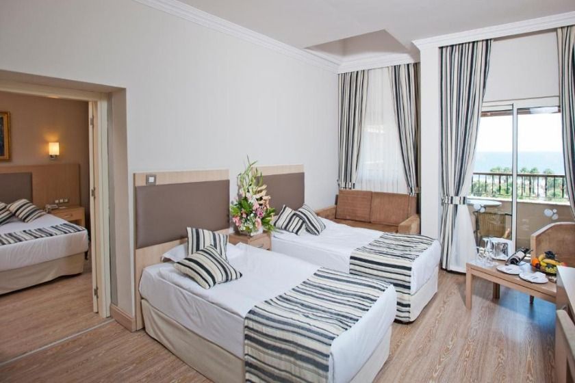 Crystal Tat Beach Golf Resort & Spa Antalya - Family Room