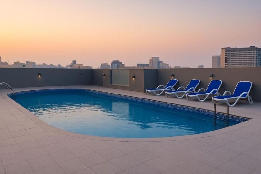 Tamr Inn Hotel dubai - pool