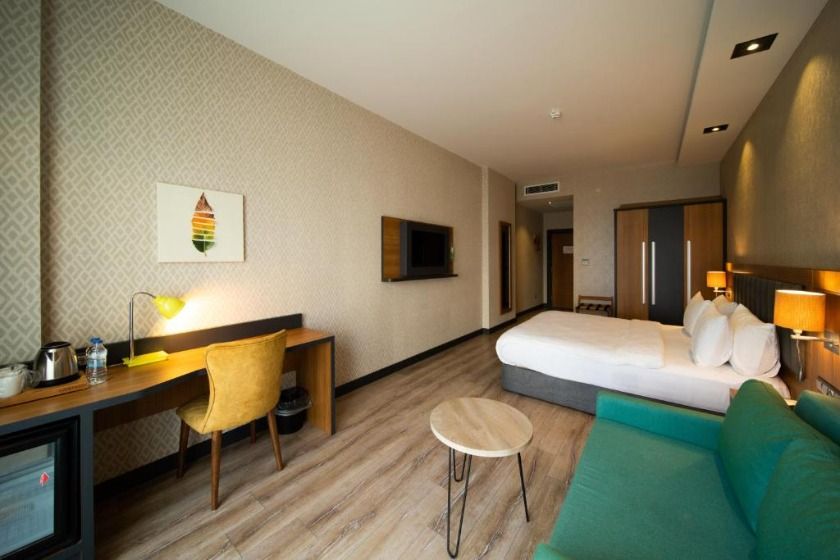 Holiday Inn - Trabzon - Standard King Room with Sofa Bed - Smoking