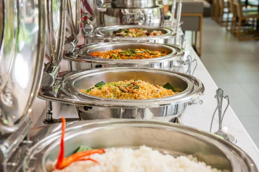 Altera Hotel and Residence -  food and drink