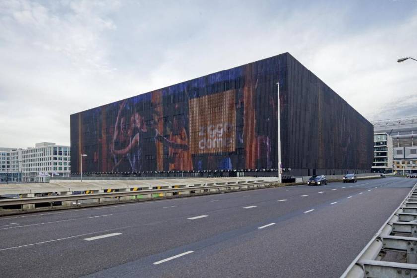 easyHotel Amsterdam Arena Boulevard - facade