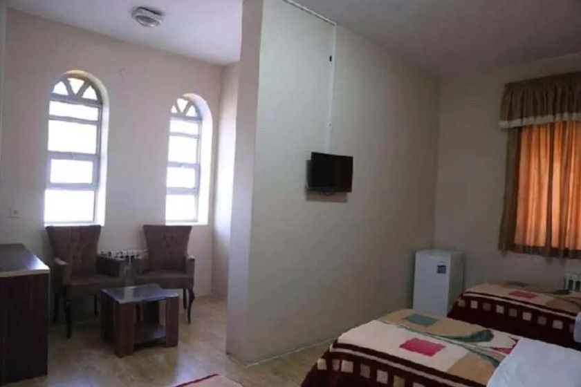 هتل کرمان کرمان - اتاق سه تخته