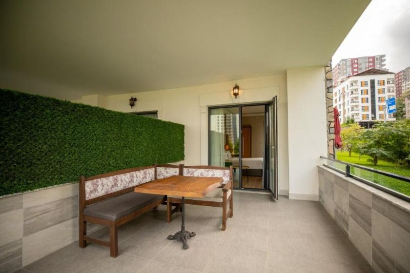 Holiday Inn - Trabzon - Standard King Room with Sofa Bed and Balcony - Smoking