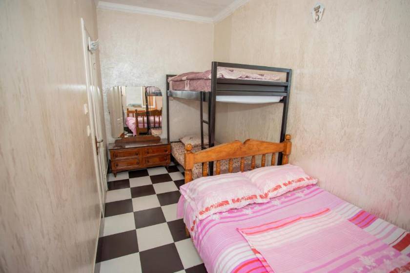 Hostel California - Bed in Male Dormitory Room