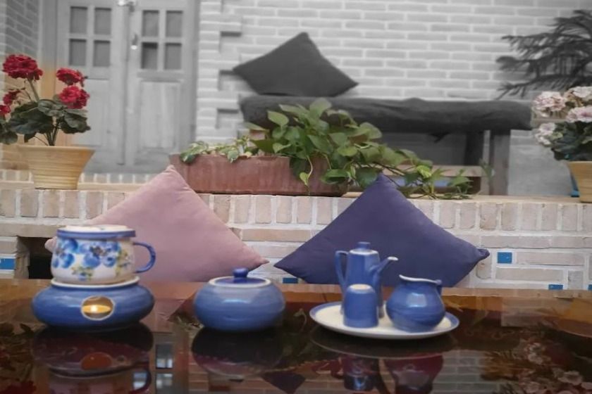 اقامتگاه سنتی شهباز کرمان - محوطه