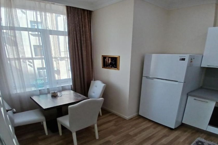 Gates of Baku baku - room