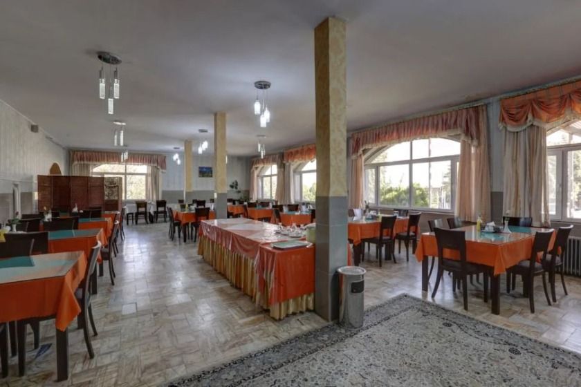 هتل جهانگردی علیصدر همدان - رستوران