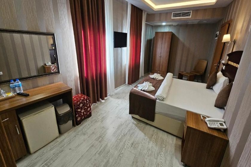Pointbreak Otel Trabzon - Deluxe Double Room with Side Sea View