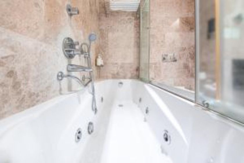 Holiday Inn Ankara - Cukurambar, an IHG Hotel Ankara - Premium King Room with Jetted Tub - Smoking