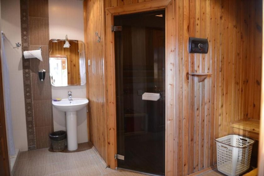 East Legend Hotel baku - room