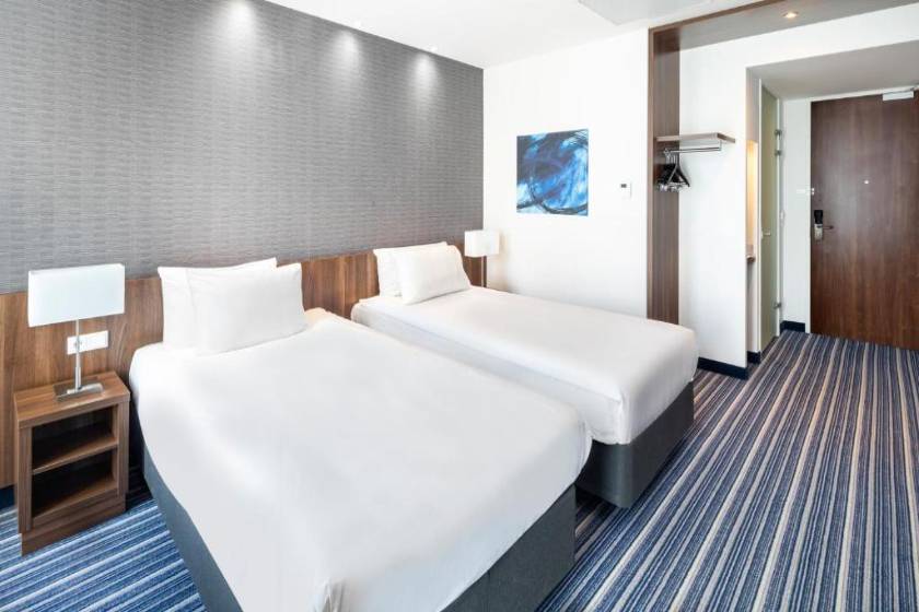 Holiday Inn Express Amsterdam Arena Towers by IHG - Standard Room with Free Breakfast