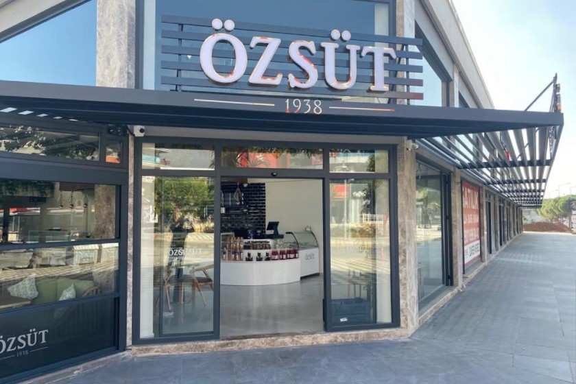 کافه اوزسوت