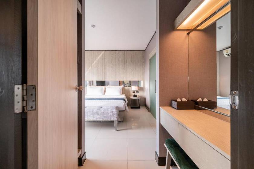 Manhattan Pattaya Hotel - SHA Extra Plus - One-Bedroom Suite