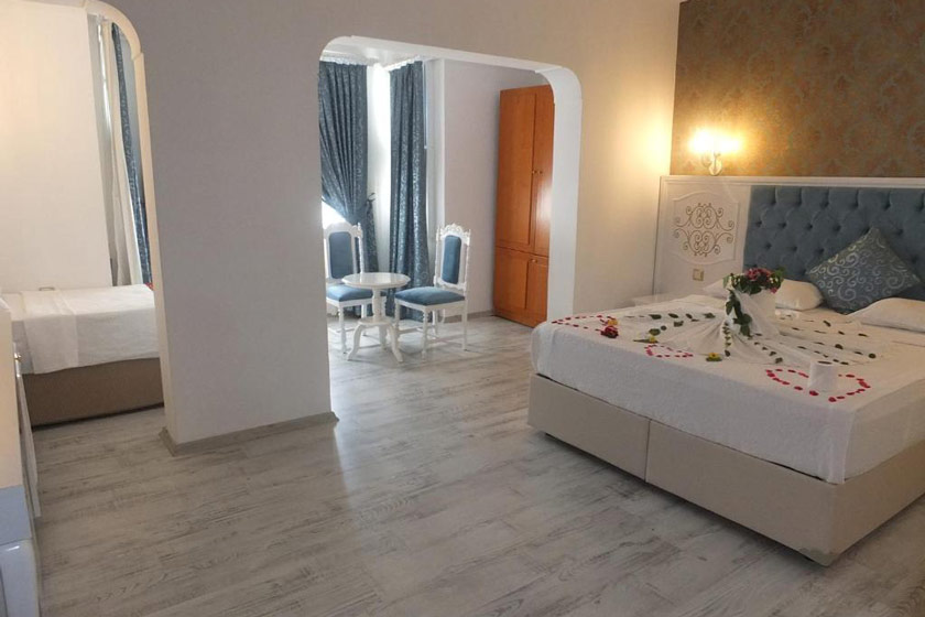 Urcu Hotel Antalya - Deluxe Room with City View