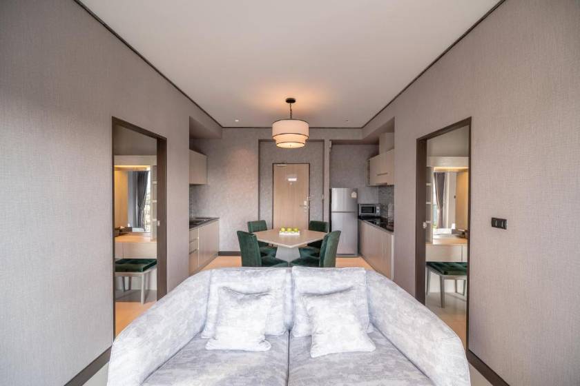 Manhattan Pattaya Hotel - SHA Extra Plus - Penthouse Two-bedroom Suite