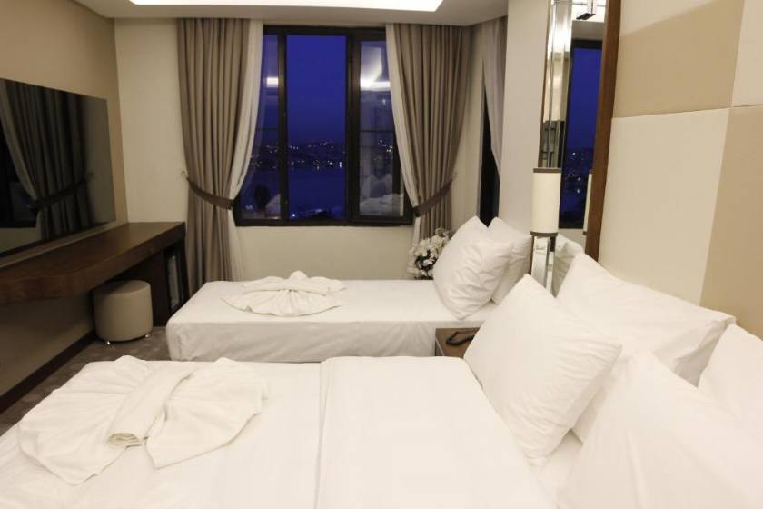 The Biancho Hotel Pera - Standard Triple Room