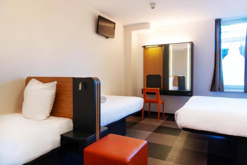 easyHotel Amsterdam Arena Boulevard - Triple Room