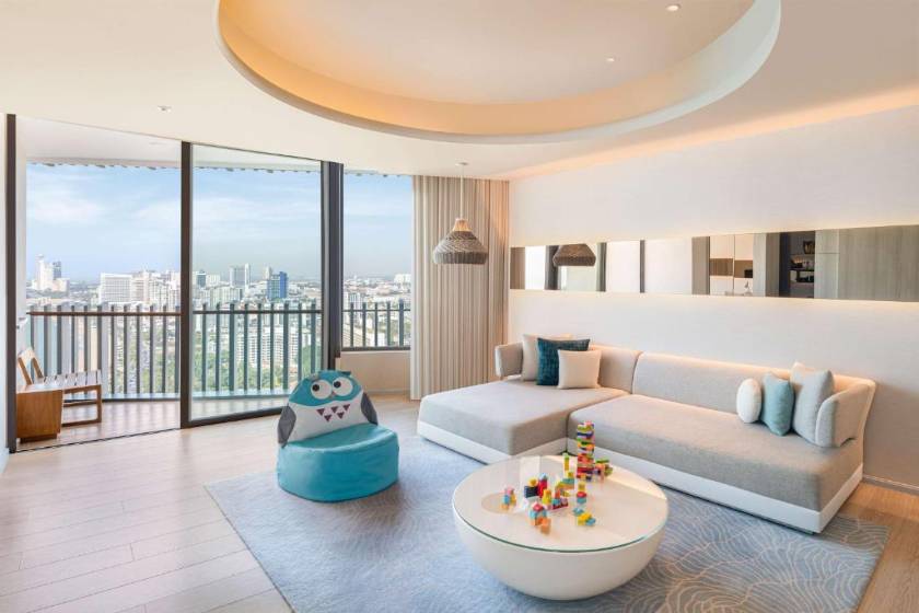 Hilton Pattaya - King Family Ocean Suite