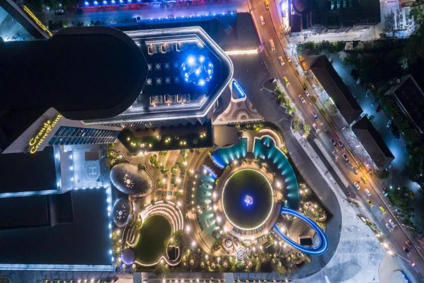 Grande Centre Point Pattay - facade