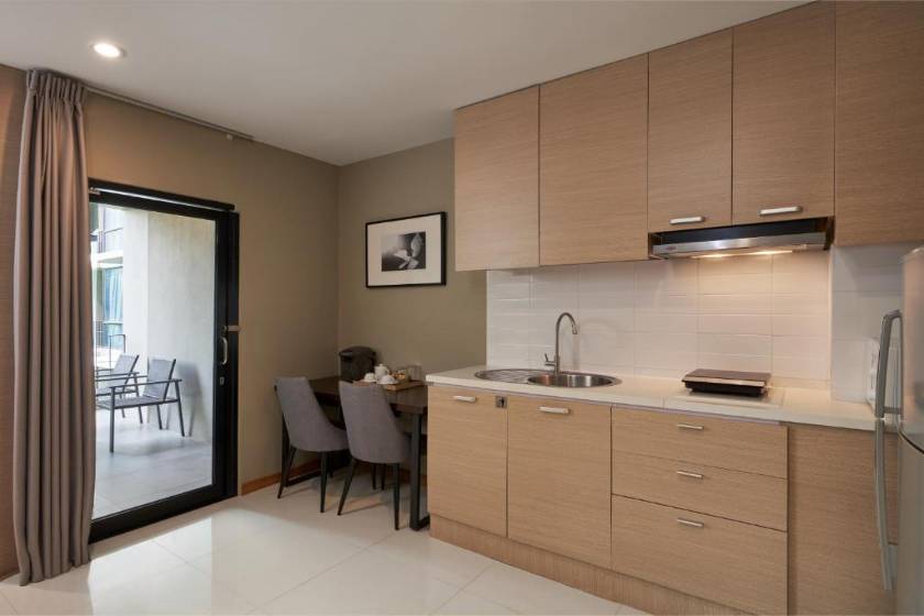 Altera Hotel and Residence - Deluxe Double Room with Pool View