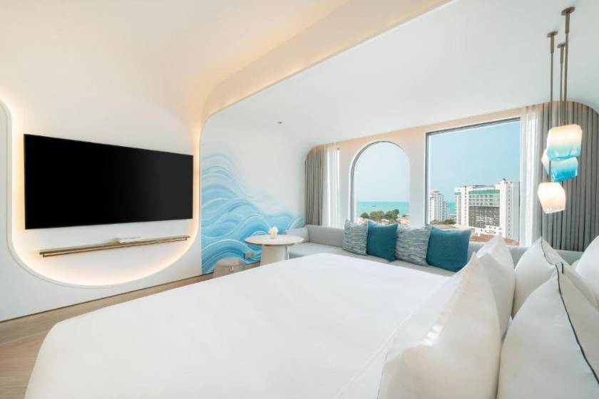 Meliá Pattaya Hotel - The Level Premium Sea View