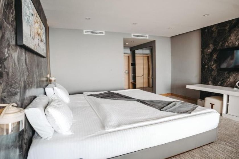 Port Marine Hotel By HOLLYWOOD baku - room