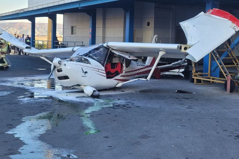 برخورد هواپیمای سبک با ساختمان جانبی فرودگاه تبریز