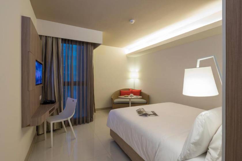 Travelodge Pattaya - Standard King Plus Room