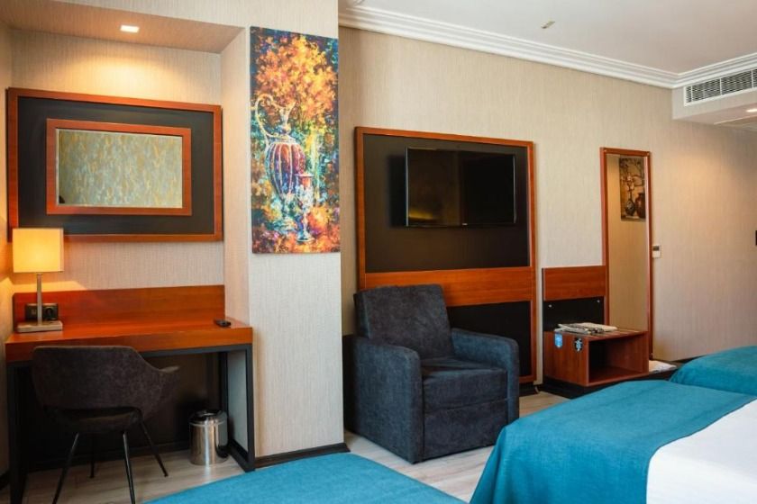 Grand Vaves Otel Trabzon - Standard Triple Room