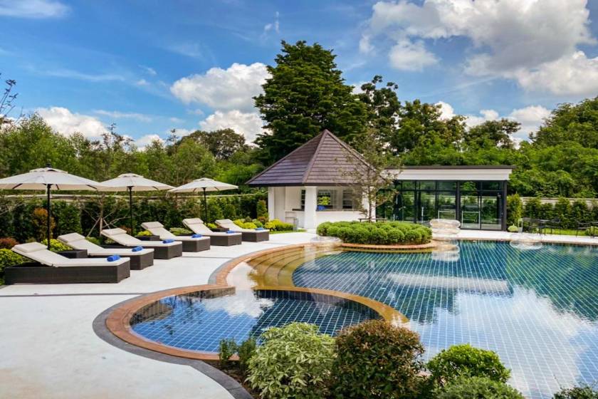 Manhattan Pattaya Hotel - SHA Extra Plus - pool