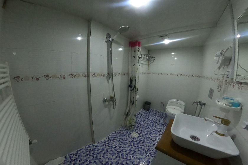 هتل سنتی رویای قدیم یزد - اتاق سه تخته