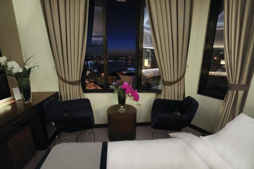 The Biancho Hotel Pera - Deluxe Triple Room with Sea View