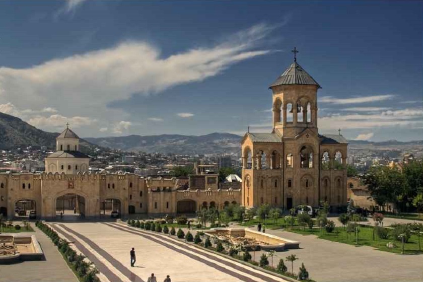 نکات بازدید از کلیسای جامع تثلیث تفلیس