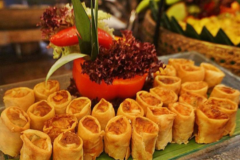 KTK Pattaya Hotel & Residence - food and drink