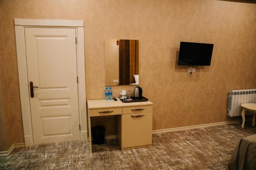 The Clocktower Hotel baku - room